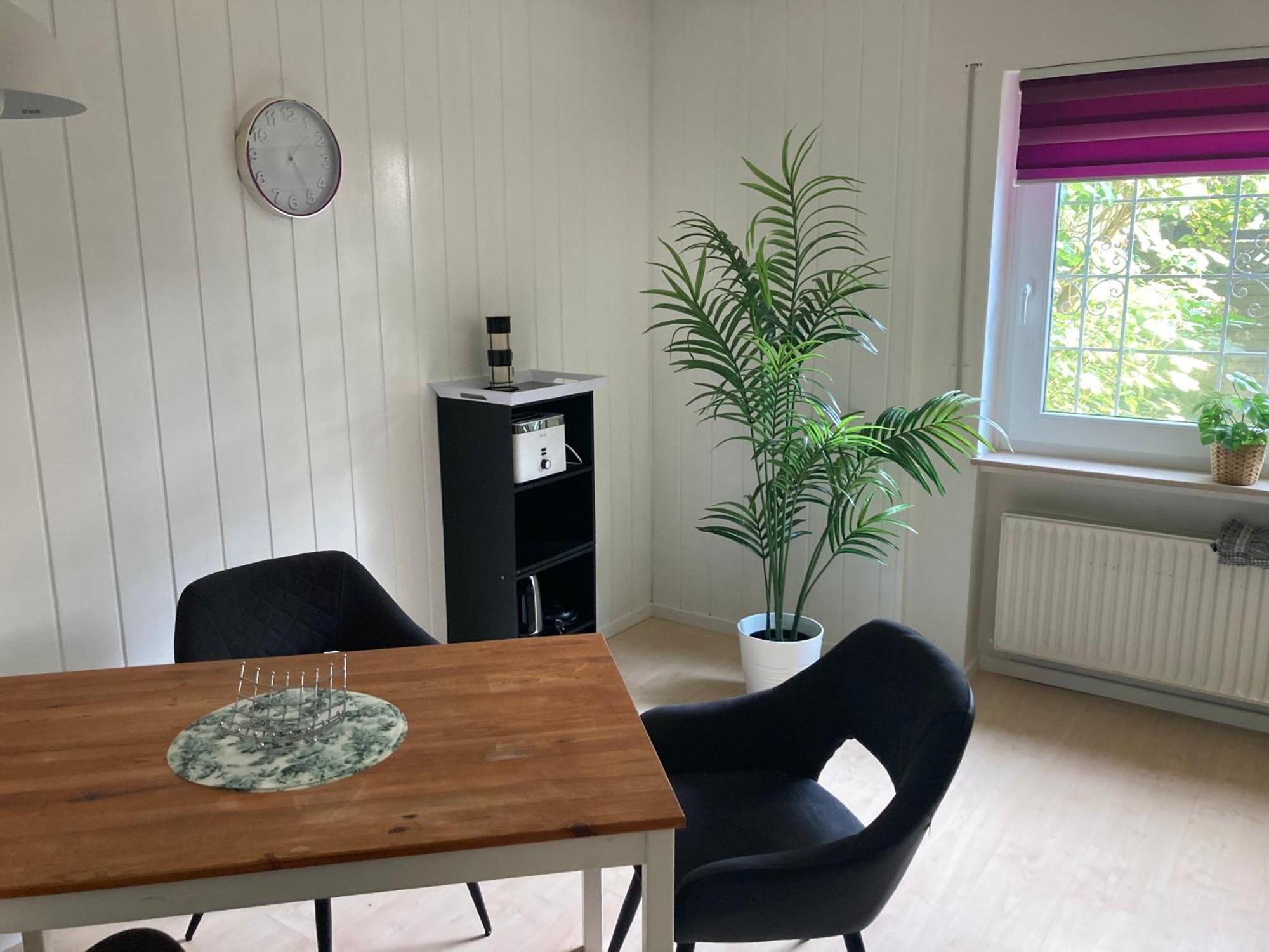 Amselweg Am Waldrand Gelegen Netflix Eigener Carport Uvm Taunusstein Exterior foto